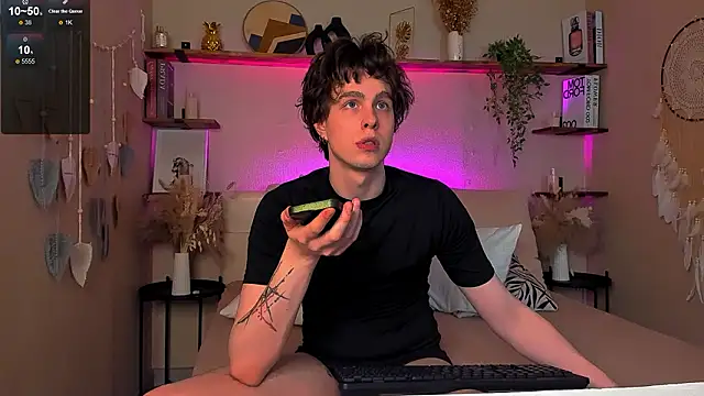 Keith_Erickson élő XXX-chatje