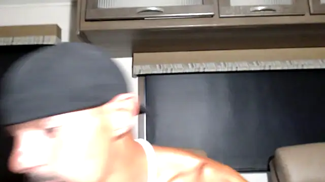 ThickD2C Pertunjukan Webcam