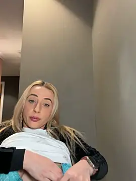 Chat XXX en directo de Strongqueen