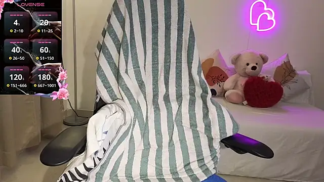 Chat XXX ao vivo de MISS_MYRA