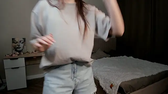 LareeGuzzo Chat XXX in diretta