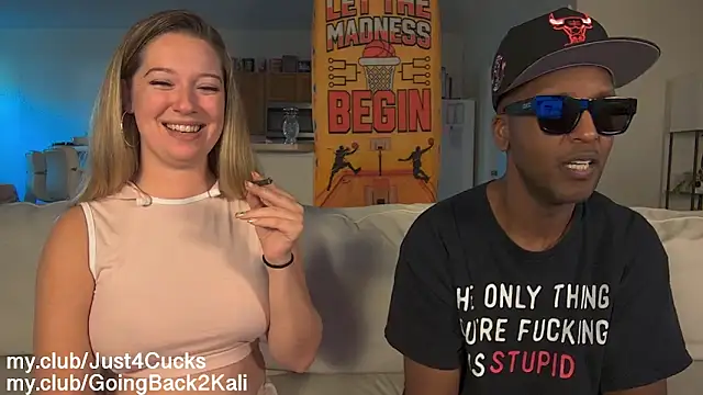 boomboomr00m Adlı Modelin Canlı XXX Sohbeti