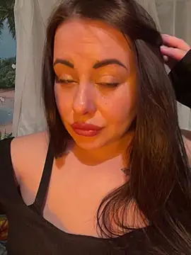 DaisyStreet's Live XXX Chat