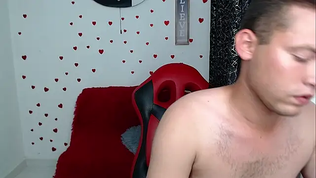 Webkamerová show sven_fox723