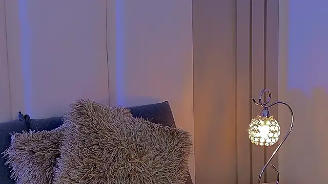 Eva_Bray Adlı Modelin Canlı XXX Sohbeti