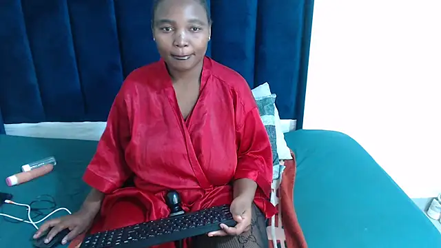 Chat +18 de Cutebootyxx ao vivo