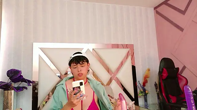 NikiEvanz – Kamerová šou