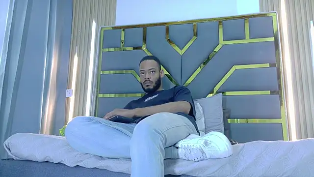 Oliver_bigblack_cockn Webbikameraesitys