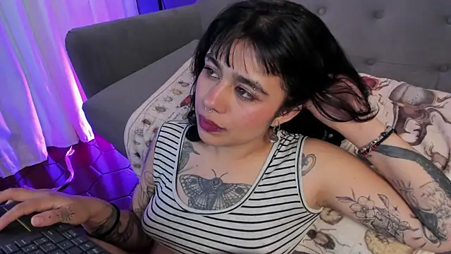 แชท XXX สดของ flower_smith_