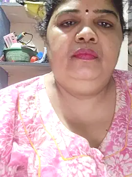 Chatroom XXX en direct de tamilthanushri