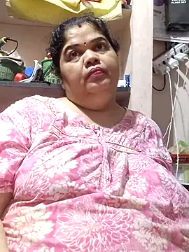 tamilthanushri Adlı Modelin Canlı XXX Sohbeti