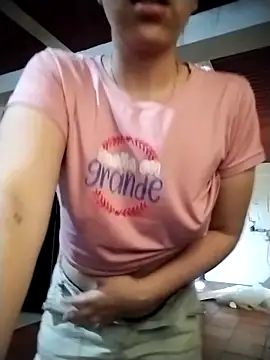 دردشة Lucianaferro_ الجنسية المباشرة