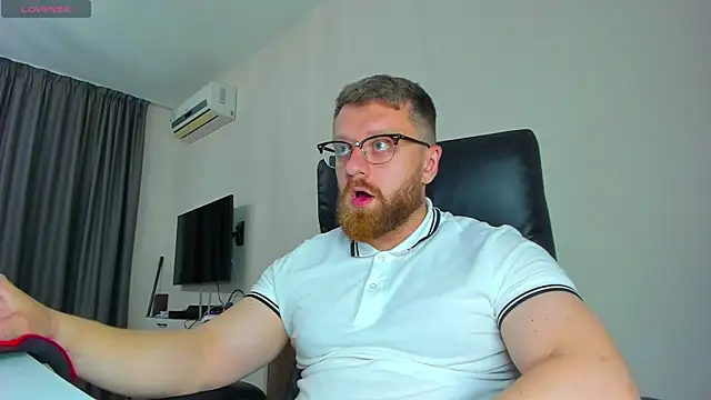 Findom_guy – Naživo XXX chat