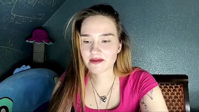 CarmelaLiebherrn Webbikameraesitys