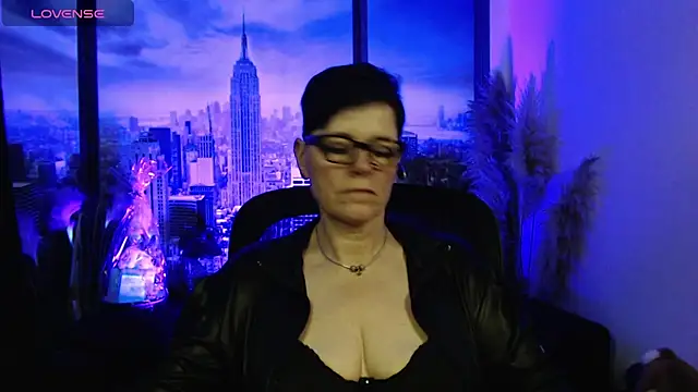 Chat +18 de ninarandmann ao vivo