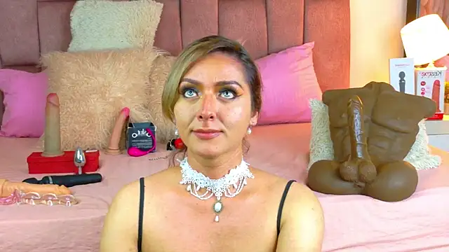 Lunitaa_Diva 现场XXX聊天