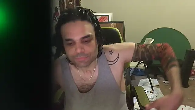 Chatroom XXX en direct de KungFuPanda001