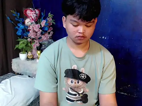 Rain_cum's Webcam Show