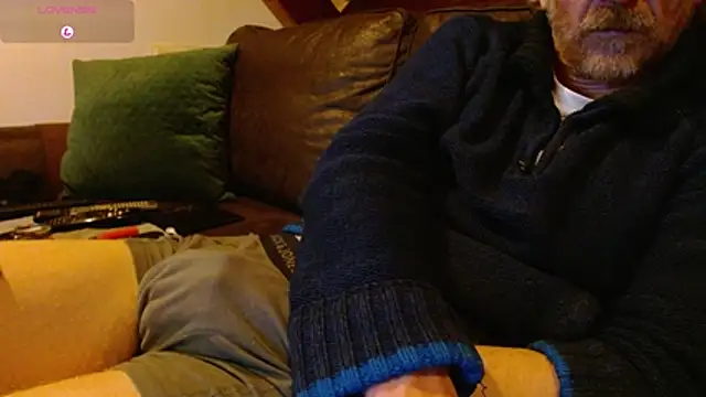 Pokazy przed kamerką – Vrenico-SC