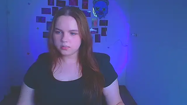 دردشة Kitty_Mia_Kitty الجنسية المباشرة