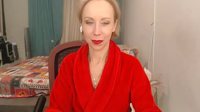 Show modela LuxuryNika na web-kameri