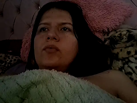 brii69 Adlı Modelin Canlı XXX Sohbeti