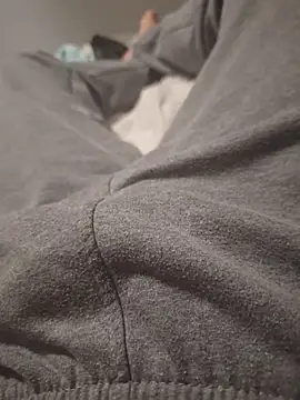 RikCum4u 网络视讯表演