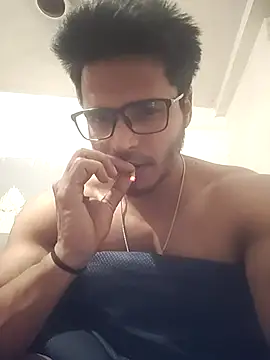 Rounakthakur Chat XXX in diretta