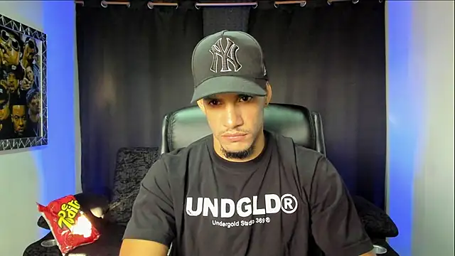 jhonnysnow17 Chat XXX in diretta