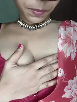 Savita2310 Show in webcam