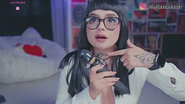 Онлайн чат XXX sensualkattt