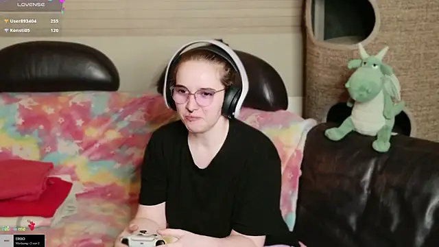 GamerGirl_Eve Obrolan Langsung XXX