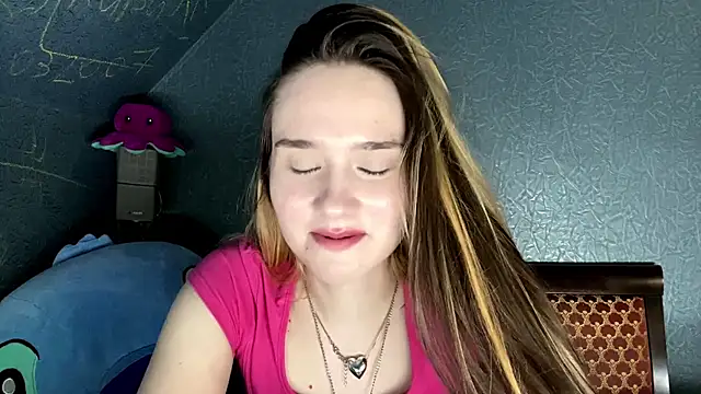 CarmelaLiebherr – Naživo XXX chat