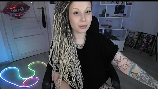 HoneySallyMoore's Live XXX Chat