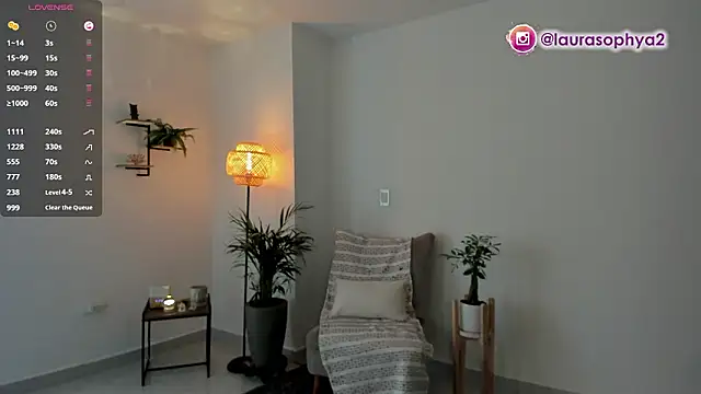 laurasophya 라이브 XXX 채팅