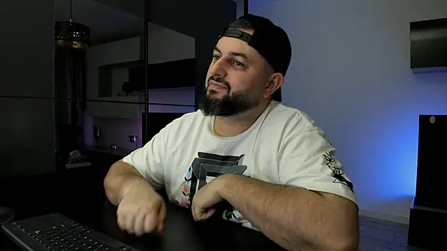 DravenPeak's Webcam Show