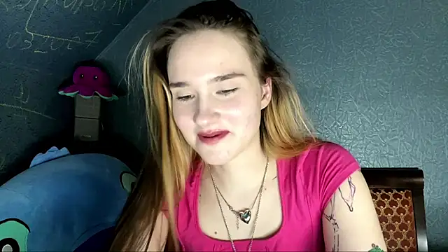 XXX chat uživo modela CarmelaLiebherr