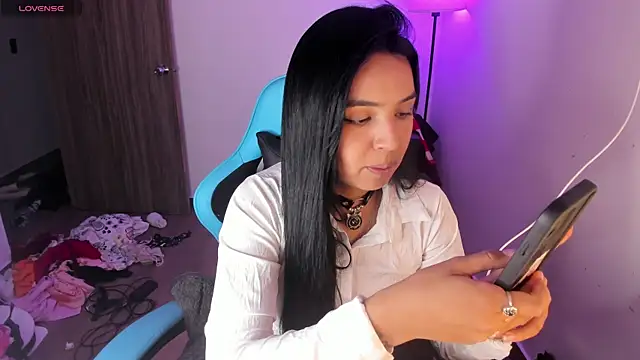 Nicole_Ss Chat XXX live