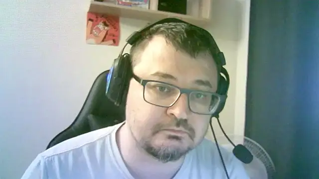 SirAbuserのウェブカメラショー