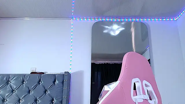 Chat +18 de GraceWallace_ ao vivo