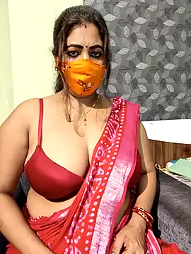 Poly_bhabi: вебкам-шоу