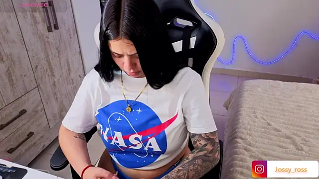 Victoryyy_ Live XXX-chat