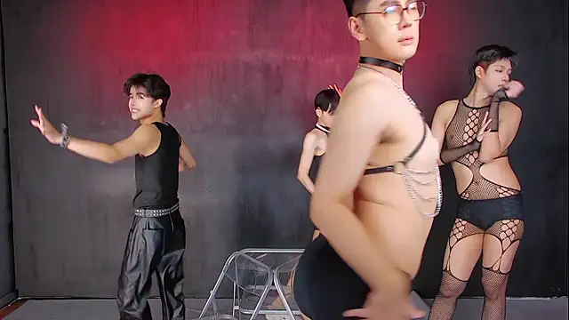 Queen-Vibe Adlı Modelin Web Kamerası Şovu