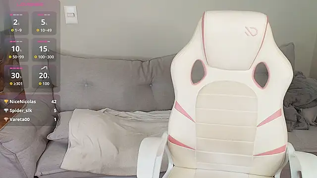 XXX chat uživo modela Sally_Diazz