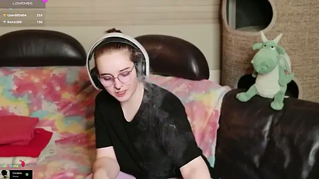 GamerGirl_Eve Obrolan Langsung XXX