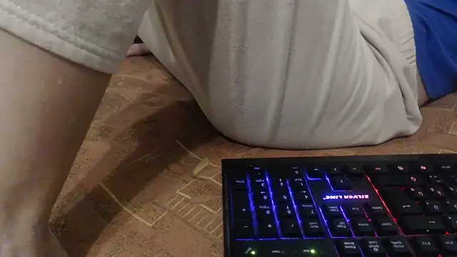 VASKOS178のライブXXXチャット