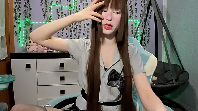 Yoonhee_kin Live XXX chat