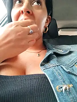 Chat +18 de Luianna ao vivo