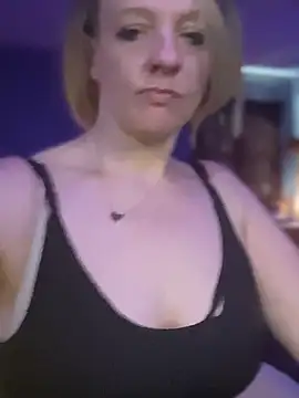 queenkelly1234's Webcam Show