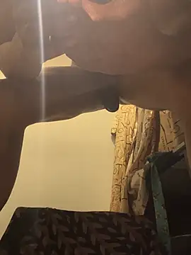 AgentDoubleTroubleX: απευθείας συνομιλία ΧΧΧ